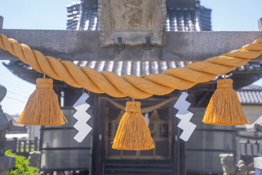 鼓動型しめ縄_取り付け_富山県高岡市_金谷神社