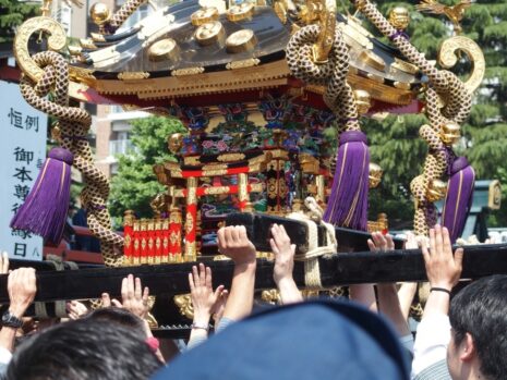 氏子 氏神神社 氏神様 信仰 お神輿