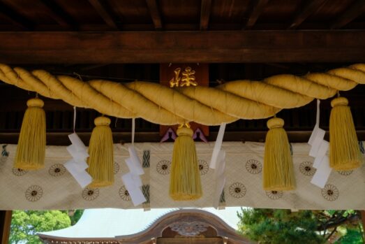 しめ縄 藁 紙垂 神社 風景 合成繊維 神社
