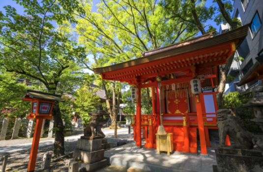 八幡神　応神天皇　弥勒菩薩　神様　神社　参拝