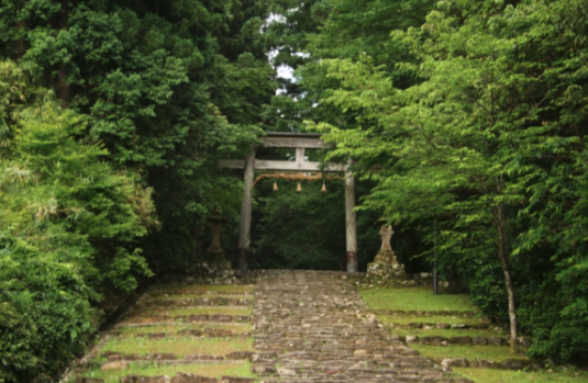 鳥居　しめ縄 　藁　神社