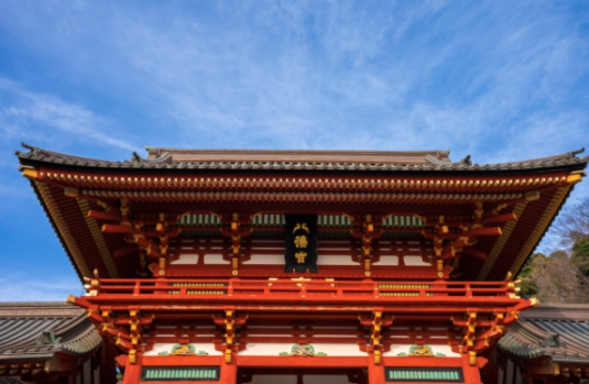 源氏　八幡神　氏神　武士の神　神社　参拝　