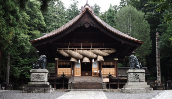 諏訪信仰 諏訪大社 しめ縄 藁 紙垂 神社