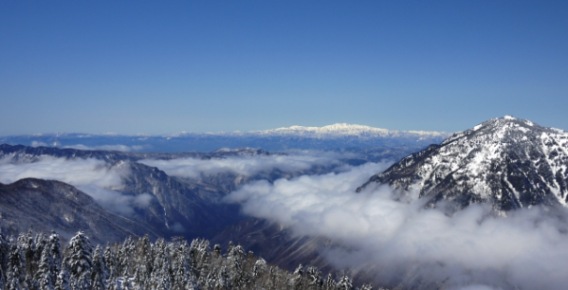 白山信仰 白山 山岳信仰 山頂