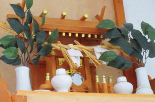神棚_紙垂_榊