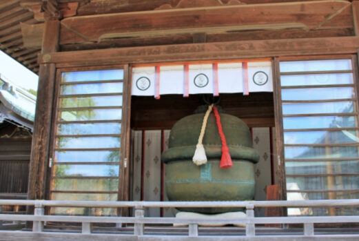 神社_しめ縄_置き物_参拝