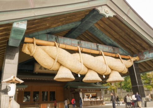 神社_しめ縄_参拝_大きいしめ縄_島根