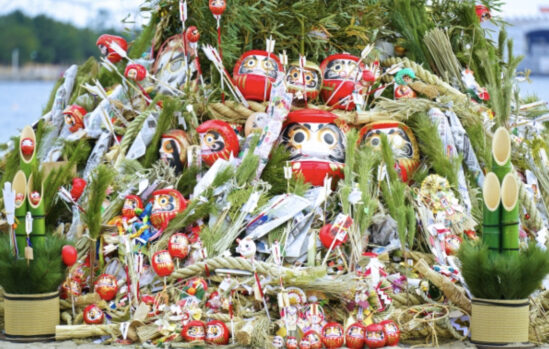しめ縄_処分_ダルマ_神社