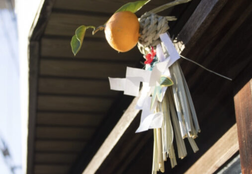 しめ縄_神社_紙垂_鳥居_小さいしめ縄_