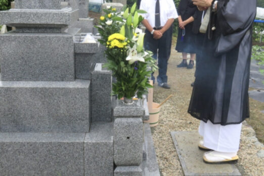 お墓参り_