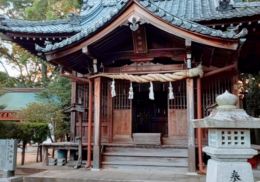 祠_神社_しめ縄_牛蒡型しめ縄