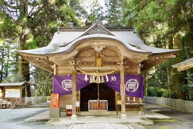 しめ縄文化とその役割とは？