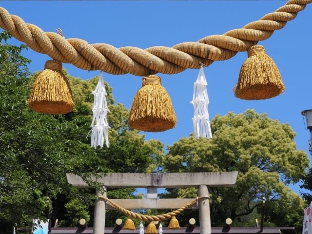 神社の鳥居用しめ縄の種類